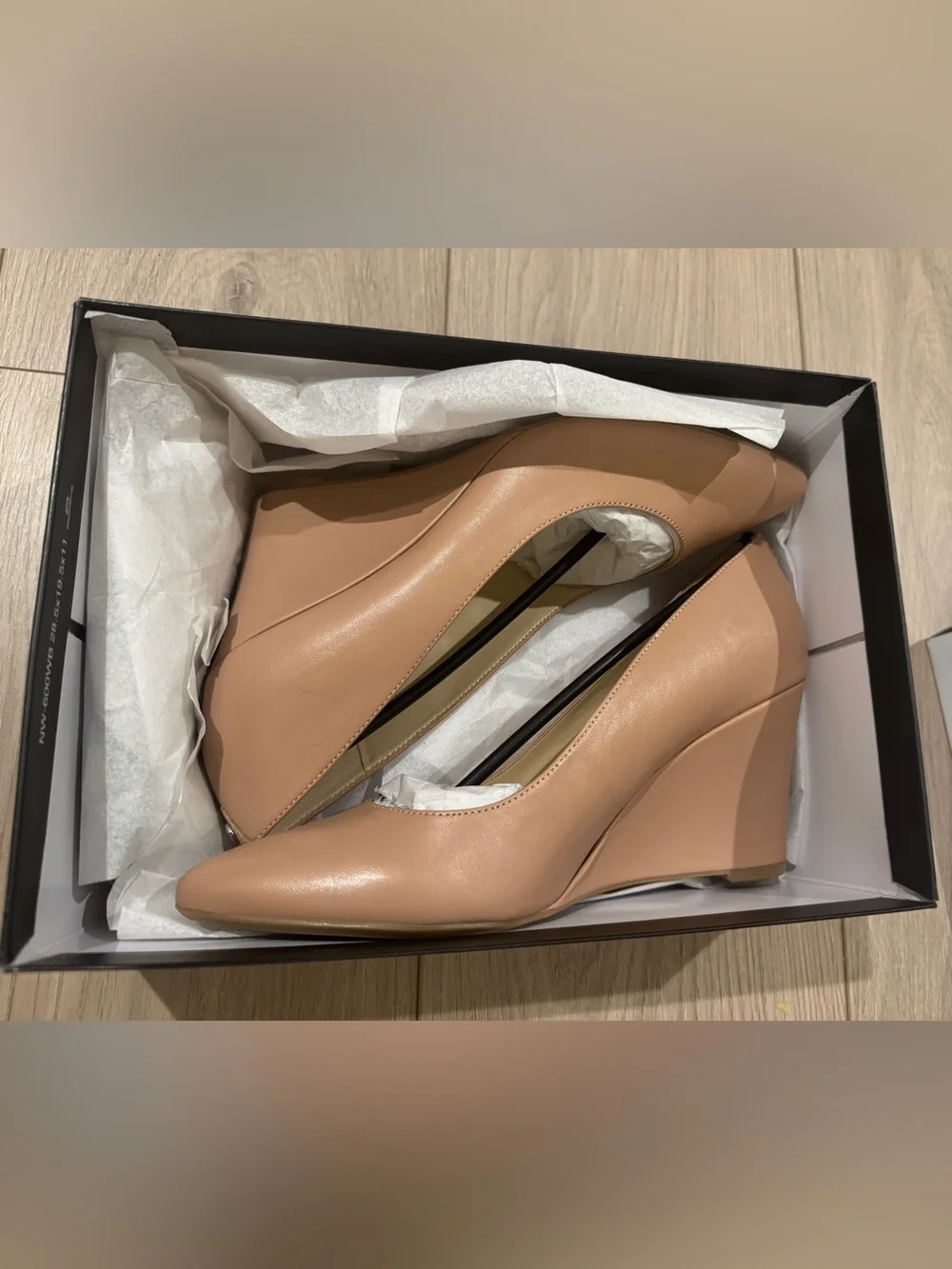 NEW Nine West Cal Tan Leather Wedge Heels, Size 8.5
